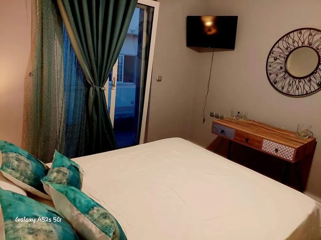Art And View-Studio Kounoupidhiana