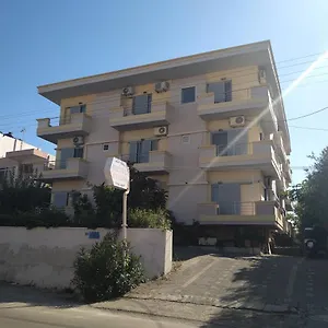 Pyrgos Aparthotel